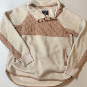 Abercrombie & Fitch Fleece Quilted Sweatshirt